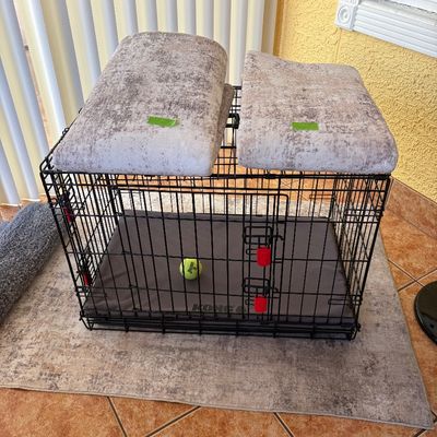 Pet supplies