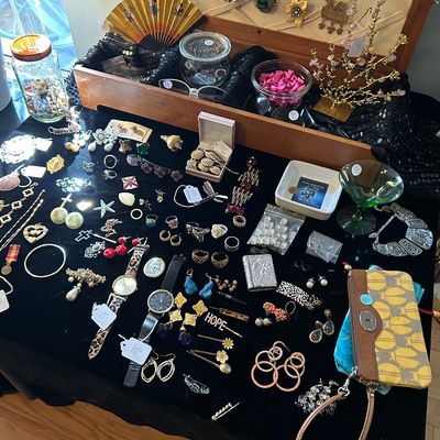 Sale Photo Thumbnail #215