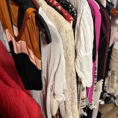 Sale Photo Thumbnail #409