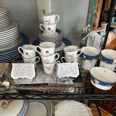 Sale Photo Thumbnail #373