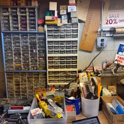 Sale Photo Thumbnail #433