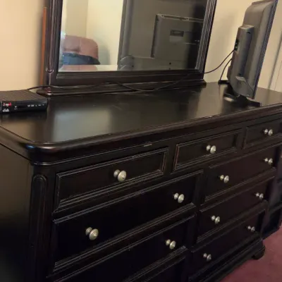 King size bedroom set with dresser and mirror