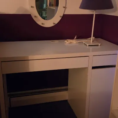 white vnity desk with mirror (offsite)