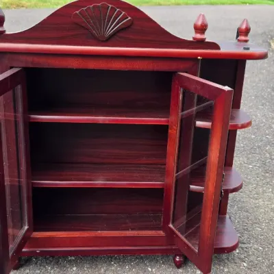 Wall hutch