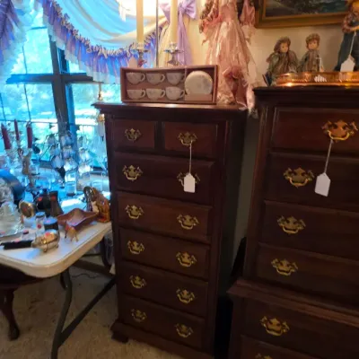 Sale Photo Thumbnail #374