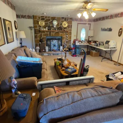 Sale Photo Thumbnail #150
