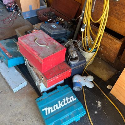 Estate sale photo