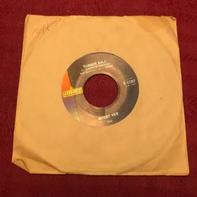 Bobby Vee – “Everyday” / “Rubber Ball” | Liberty 45 RPM Single, F-55287