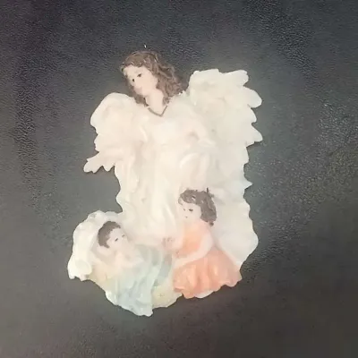 Vintage Resin Guardian Angel with Two Children Miniature Wall Plaque or Magnet, Pastel White, Peach 