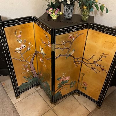 Sale Photo Thumbnail #29: Four-panel Asian Asian-style tabletop folding screen with gold leaf background, painted cherry blossoms, and birds.