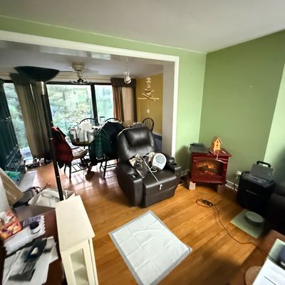 Sale Photo Thumbnail #2