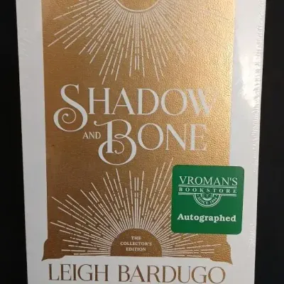 Signed & Sealed Shadow and Bone Collector’s Edition – Leigh Bardugo