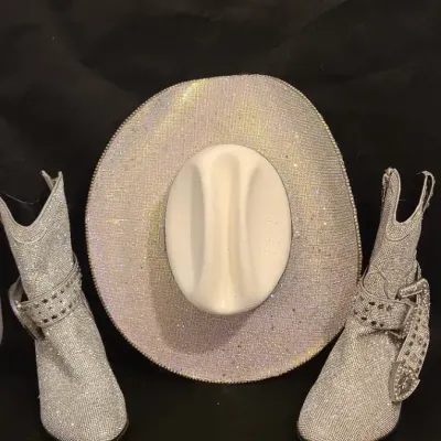 Dolly Parton-Inspired Boots & Cowboy Hat – Boots Listed Size 11