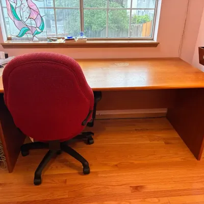 Desk And Chair 
