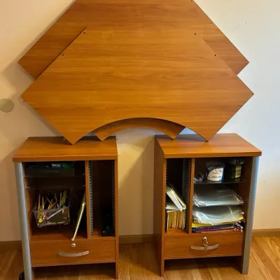 Corner Desk? 