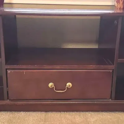 Corner TV/ Media Unit