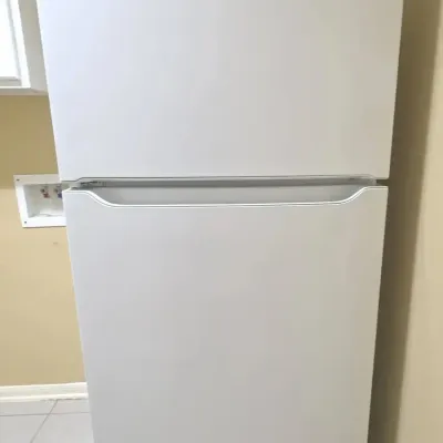 Frigidaire Refrigerator 