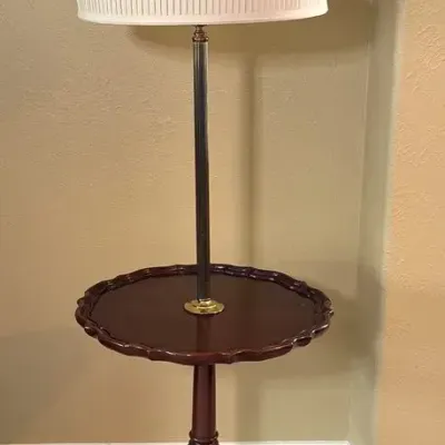 Queen Anne Style Floor Lamp