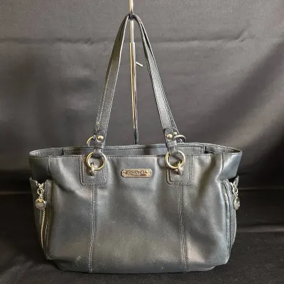 Vintage Coach Hand Bag 