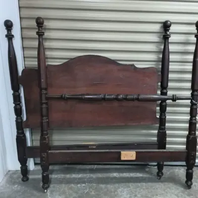 Frederick Loeser & Co. Antique Headboard/ Footboard (Full Bed)
