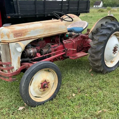Sale Photo Thumbnail #27: Ford 8N tractor
