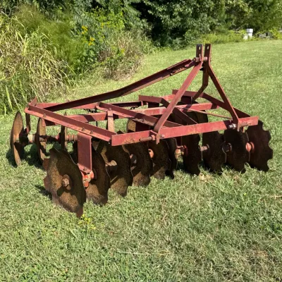 Sale Photo Thumbnail #13: 3-point disc harrow