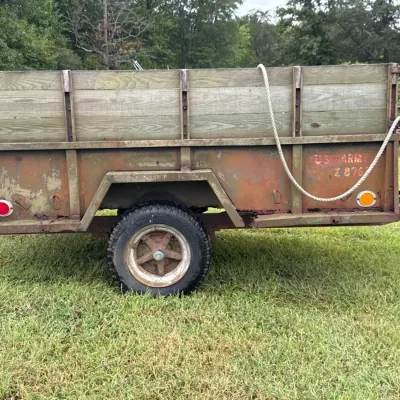 Sale Photo Thumbnail #41: military-style single-axle utility trailer