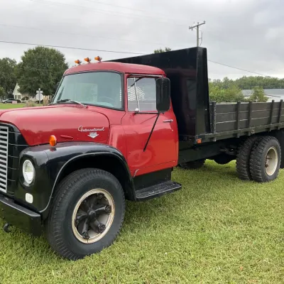 Sale Photo Thumbnail #28: 1965 International Loadstar 1600 Stake Bed Truck