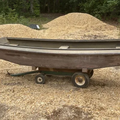 Sale Photo Thumbnail #85: flat-bottomed wooden boat
