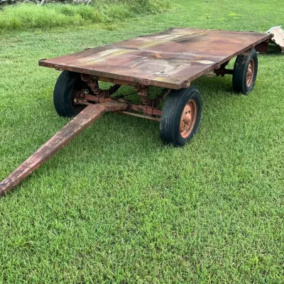 Sale Photo Thumbnail #43: Vheavy-duty farm wagon trailer