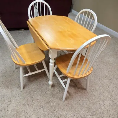 Sale Photo Thumbnail #8: Small drop leaf kitchen table and 4 chairs