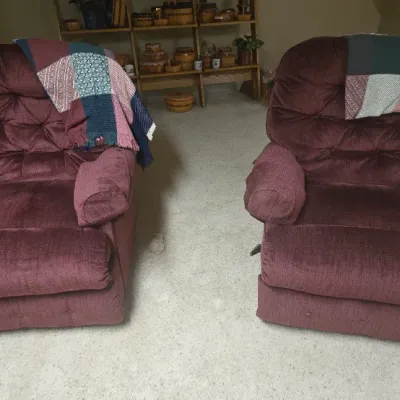 Sale Photo Thumbnail #6: Recliners
