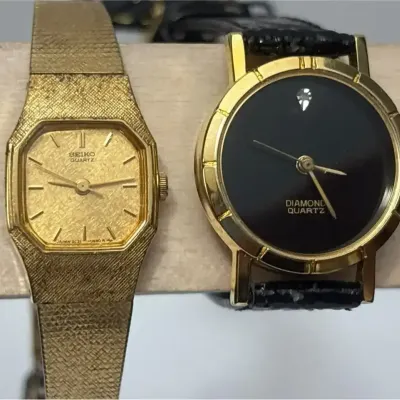 2 Vintage Ladies Watches - Seiko 2C21-5409 Gold Tone & Generation Diamond Quartz Black Strap