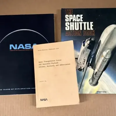 NASA Books - The Space Shuttle Action Book Pop Up, 50 Years Of Exploration, Reference Pub 1058, 1981