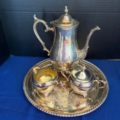 Vintage Wm Rogers Silverplate Coffee / Tea Service Set - Pot, Creamer, Sugar, Tray