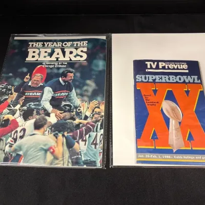 Chicago Bears Super Bowl XX Memorabilia - Tribune Year Of The Bears, Sun-Times TV Prevue, 1986 , NFL