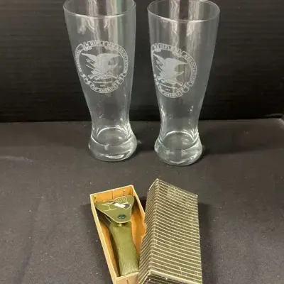 Beer Glasses And Bottle Opener - Corkscrew, National Rifle Association