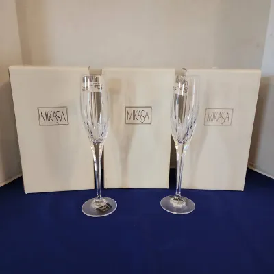 8 Mikasa "Arctic Lights" Champagne Flutes, Clear, 6 In Boxes