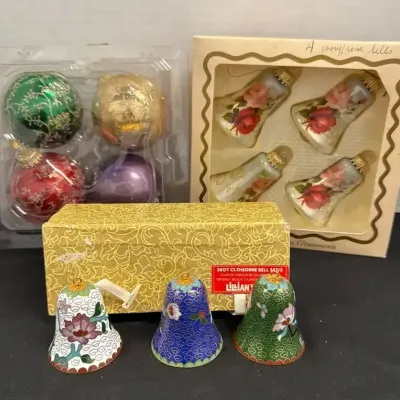 VTG Christmas Ornaments - Lillian Vernon Bell Set, Krebs Corp Rose Bells, 4 Round Glitter Ornaments