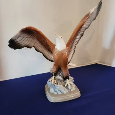 Crystal Cathedral Ministries Eagle Club 25th Anniversary Ceramic Eagle Figure On Rock Base