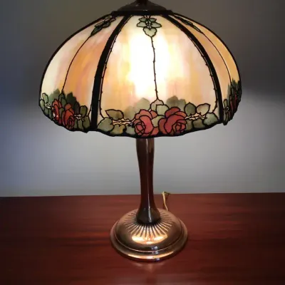 HANDEL 6-Panel Glass Shade Table Lamp