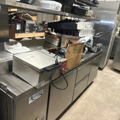 Refrigerated Prep Table with over shelf