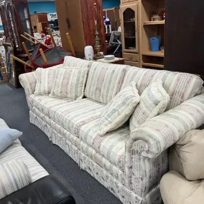 Sale Photo Thumbnail #74