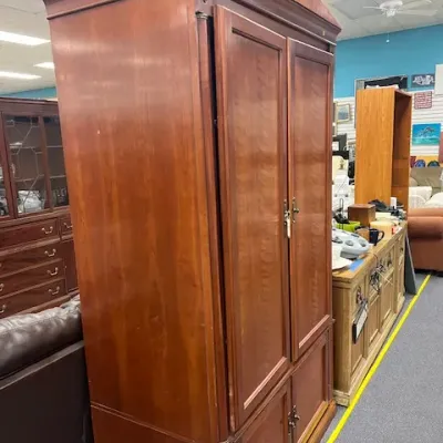 Sale Photo Thumbnail #52