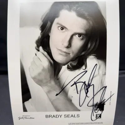 Sale Photo Thumbnail #100