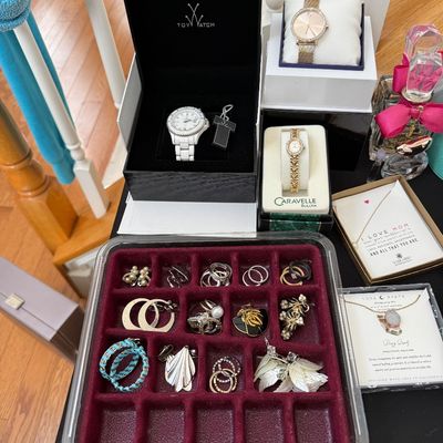 Sale Photo Thumbnail #143