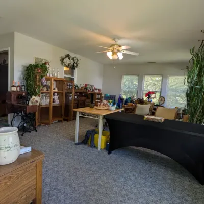 Sale Photo Thumbnail #321