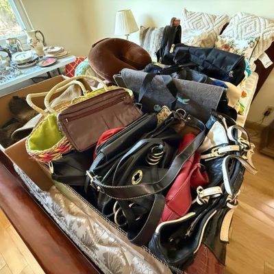 Sale Photo Thumbnail #141