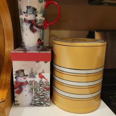 Sale Photo Thumbnail #25: Canister