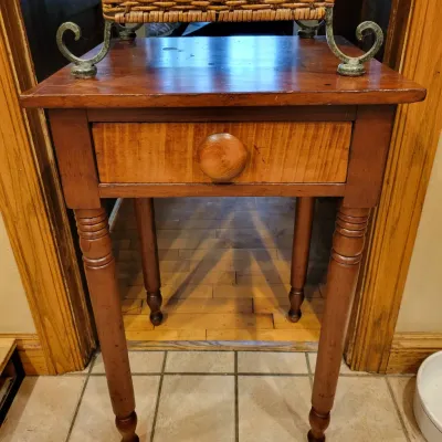 Sale Photo Thumbnail #23: Wooden one drawer table with decorative basket 